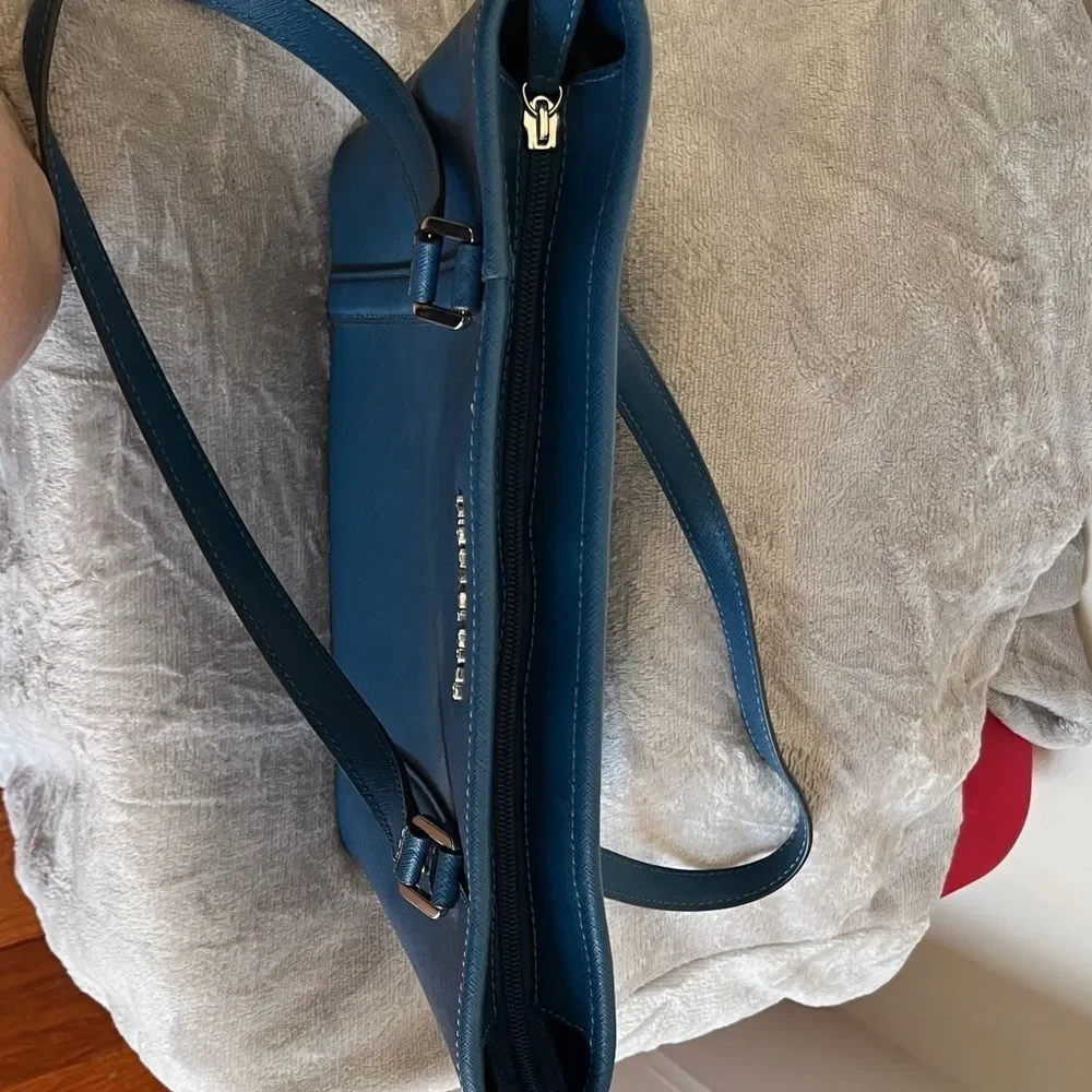 NWOT Michael Kors Blue Tote Bag Purse - Picture 8 of 11